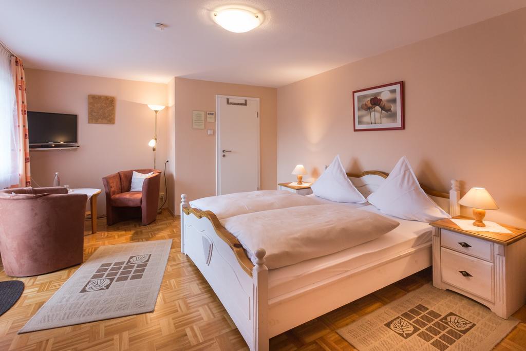 Haus Kesper-Brunen Hotell Willingen  Rom bilde