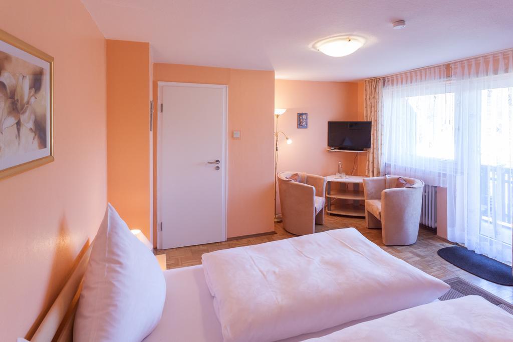 Haus Kesper-Brunen Hotell Willingen  Rom bilde